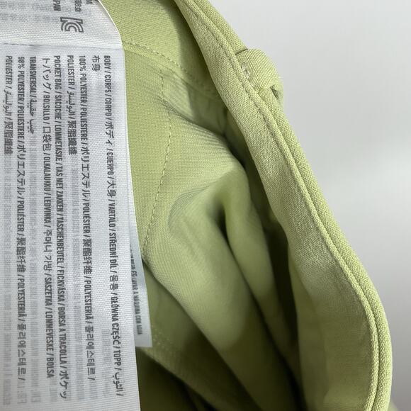 Abercrombie & Fitch Pleated High Rise Shorts Green Womens M Minimalist Preppy - Picture 6 of 6